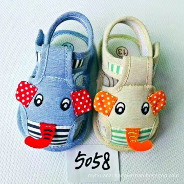 2017 wholesale sandals carton animals cute girl and boy baby shoes for 1years old